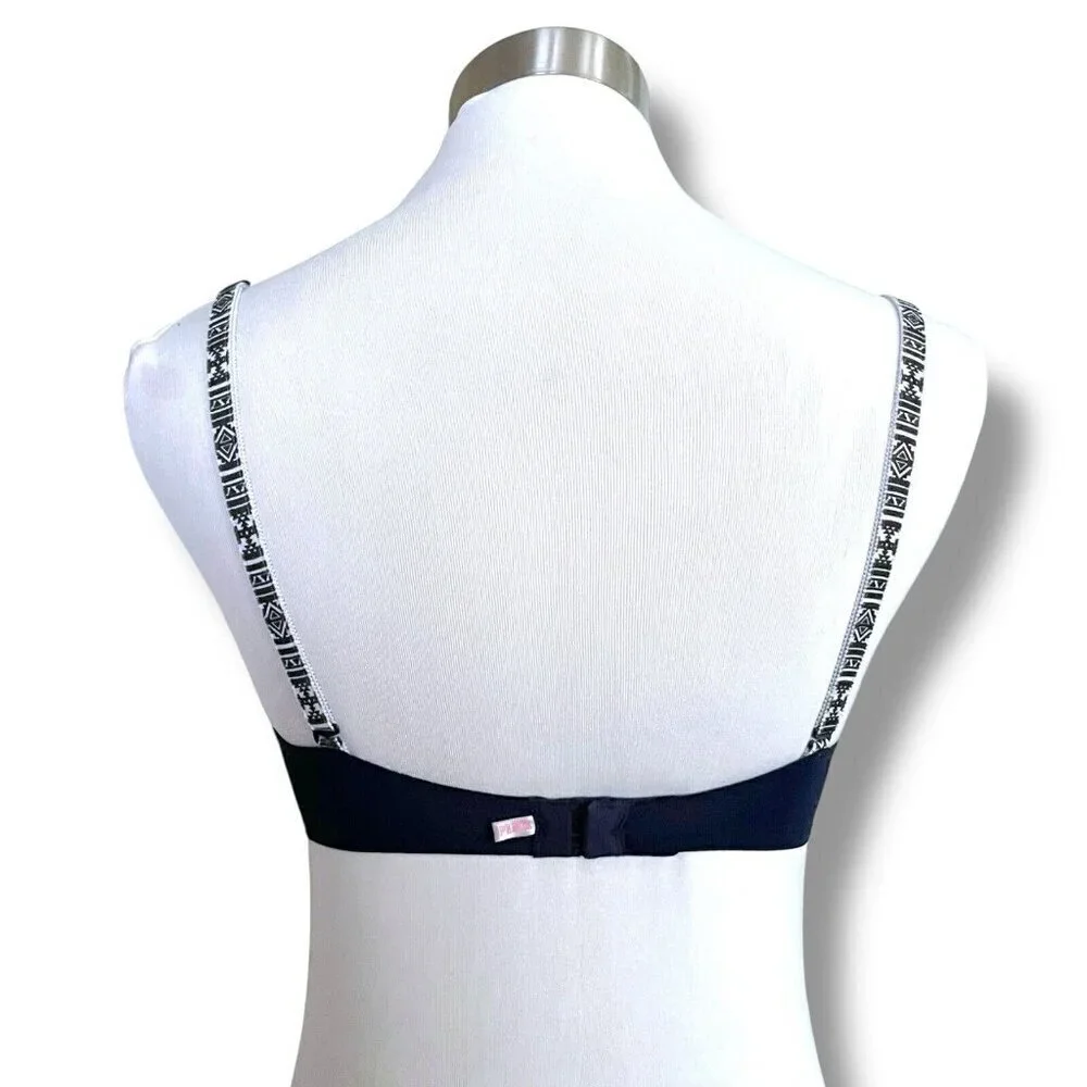 PINK Victorias Secret 32D Bra Navy Blue Wear Everywhere Push Up Underwire Padded